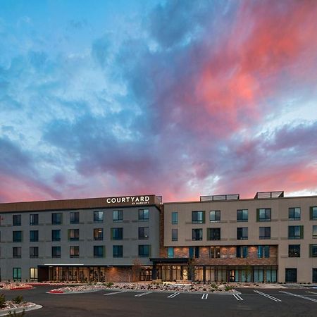 Отель Courtyard By Marriott Colorado Springs North, Air Force Academy Экстерьер фото